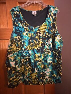 Worthington Teal, Yellow & Black Abstract Ruffle Tank